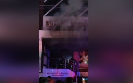 மீனாட்சி அம்மன் கோவில் அருகே நகைக்கடையில் தீ விபத்து