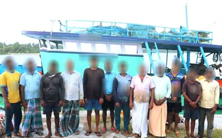 இலங்கை சிறையில் வாடும் நாகை, காரைக்கால் மீனவர்களை விரைந்து மீட்க  கோரிக்கை