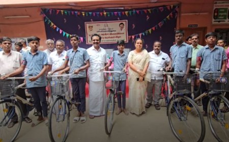 காஞ்சி: 2400க்கும் மேற்பட்ட பள்ளி மாணவர்களுக்கு விலையில்லா மிதிவண்டிகள்