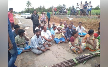 பொங்கல் தொகுப்புக்கு பாகுபாடின்றி கரும்புகள் கொள்முதல் செய்யக்கோரி விவசாயிகள் மறியல்