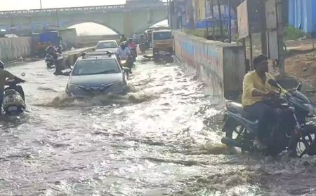 வைகை ஆற்றில் மீண்டும் வெள்ளப்பெருக்கு - சாலையை சூழ்ந்த வெள்ளம்