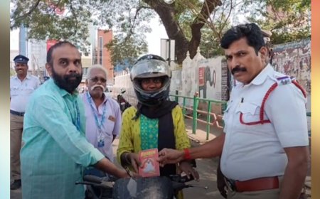 தஞ்சாவூர்: ஹெல்மெட் அணிந்து வந்த வாகன ஓட்டிகளுக்கு காவல் துறையினர் பெட்ரோல் பரிசு