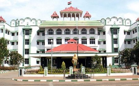 "தனியாருக்குச் சொந்தமான பட்டா நிலத்தில் சிலை வைக்க அரசு அனுமதி தேவையில்லை"  - மதுரை  உயர்நீதிமன்றம்