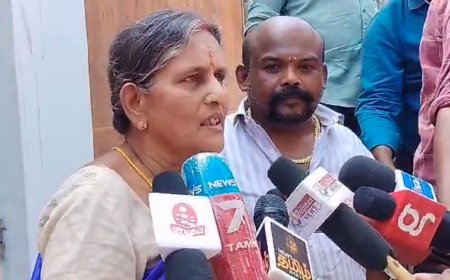 மனுவுடன் வந்த மூதாட்டி... உடனே உதவ முன்வந்த விஜய் ரசிகர்...