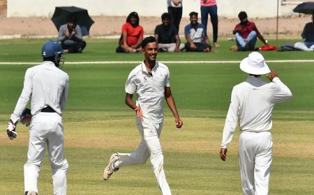 எத்தனை ஆண்டு ஏக்கம்.. ரஞ்சி கோப்பையை கையிலேந்துமா தமிழ்நாடு? 7 ஆண்டுகளுக்குப் பிறகு  காலிறுதிக்கு தகுதி..!