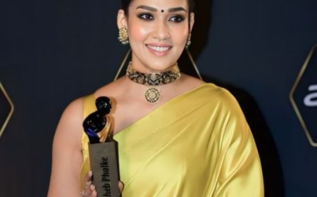 முதல் படத்திலேயே முத்திரை.. தாதா சாகேப் பால்கே திரைப்பட விழாவில் சிறந்த நடிகைக்கான விருது..! தட்டித்தூக்கிய நயன்தாரா..!