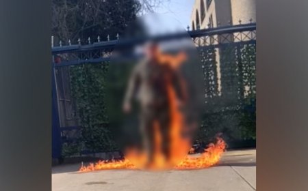 "பாலஸ்தீனத்தை விடுவித்திடுக..!!" தீக்குளித்த அமெரிக்க விமானப்படை வீரர் பலி...