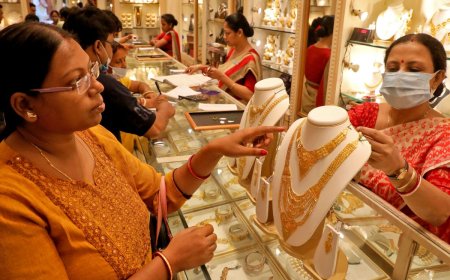 ஏப்ரல் இறுதிக்குள் தங்கவிலை இந்த உச்சத்தை எட்டும்... தங்க வியாபாரிகளின் அதிரடி கணிப்பு !!