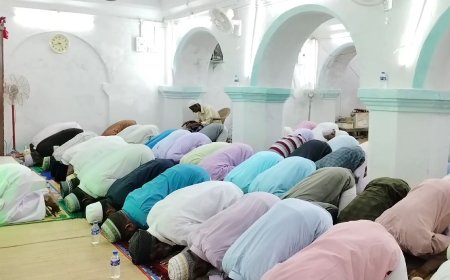 தொடங்கியது ரமலான்... இஸ்லாமியர்கள் சிறப்புத்தொழுகை...