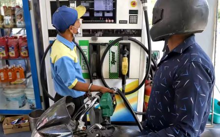 663 நாட்களுக்கு பின் குறைந்த பெட்ரோல், டீசல் விலை... இன்று அமல்... எவ்வளவுன்னு தெரியுமா?