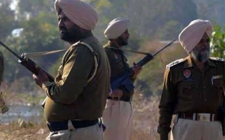 பஞ்சாப்பை பதற வைத்த சம்பவம்..!  14 இளம்பெண்கள் அதிரடி கைது..