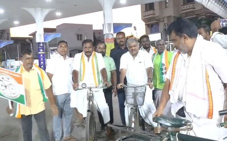 ஈரோடு: சைக்கிள் ஓட்டி ஜி.கே.வாசன் வாக்கு சேகரிப்பு .. இது ஜாலியான பிரசார பயணம்!