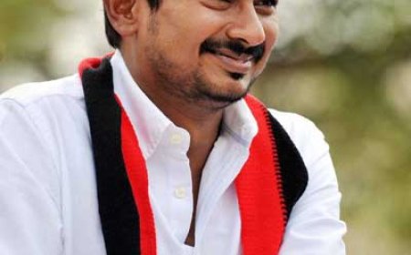 தேர்தலுக்காக பொய்யான வாக்குறுதிகளை கொடுத்து வாக்குசேகரிப்பவர்களை மக்கள் புறக்கணிக்க வேண்டும் - உதயநிதி