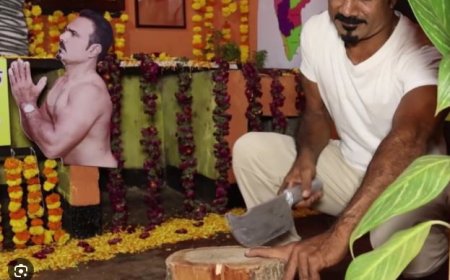 மோடி மீண்டும் பிரதமராக வேண்டும்.. விரலை வெட்டி காளிக்கு ரத்த காணிக்கை.. அதிர்ந்த கர்நாடகா