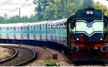 கோடை விடுமுறை.. குதூகலமாக டூர் கிளம்பும் மக்கள்.. தெற்கு ரயில்வேயின் குட் நியூஸ்