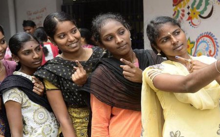 புரட்சிக்குத் தயாராகும் இளைஞர்கள்... தமிழ்நாட்டு அரசியல் மரபைக் காக்கும் நடுத்தர வயதினர்... இந்த இரு பகுதியினர் இணைவார்களா?   