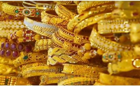 தங்கம் விலை ஜெட் வேகத்தில் உயருதே.. ஒரு சவரன் ரூ. 55,120.. எப்போ விலை குறையும்