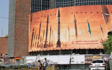 ஈரான் ராணுவதளத்தில் குண்டுவீச்சு.. அமெரிக்கா காரணமா? கொந்தளிப்பில் ஈரான் எடுத்த முடிவு..