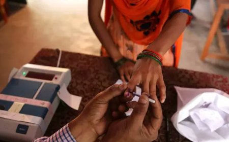 மக்களவைத் தேர்தல் : ஆந்திரா உட்பட 9 மாநிலங்களில் 4-ம் கட்ட வாக்குப் பதிவு தொடக்கம்!