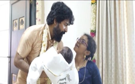 திருச்செந்தூர் கோயிலில் தரிசனம்... மாலையும் கழுத்துமாக சிவகார்த்திகேயன்... இதுதான் விஷயமா?