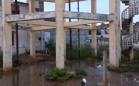 நீர்த்தேக்க தொட்டி விவகாரம்..எம்.எல்.ஏவை சூழ்ந்த மக்கள்.. வேலூரில் பரபர