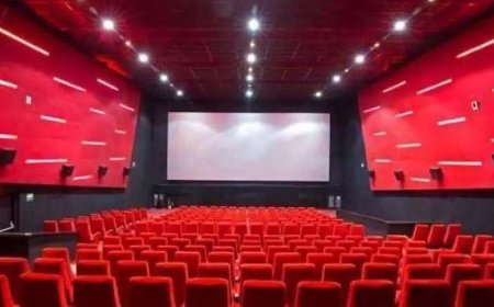 இனி தமிழ்நாட்டில் 24 மணி நேரமும் திரைப்படங்கள் திரையிடப்படுமா? – திரையரங்கு உரிமையாளர்கள் சொல்வது என்ன?