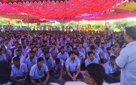 போராட்டத்தில் குதித்த ஊழியர்கள்..பேச்சுவார்த்தைக்கு இறங்கிய அமைச்சர்