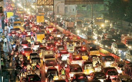 தொடர் விடுமுறை - சொந்த ஊர்களுக்குப் படையெடுத்த மக்கள்