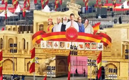 தமிழக வெற்றிக் கழக மாநாடு - காலை முதலே குவியும் ரசிகர்கள்