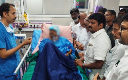 மருத்துவர்களுக்கு பாதுகாப்பு இல்லை - அதிமுக முன்னாள் அமைச்சர்கள் குற்றச்சாட்டு