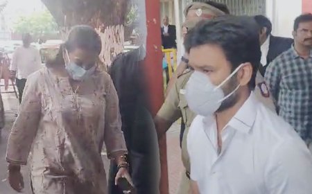 Dhanush aishwarya divorce: தனுஷ்-ஐஸ்வர்யா ரஜினிகாந்த் விவாகரத்து வழக்கு -தீர்ப்பு தள்ளிவைப்பு