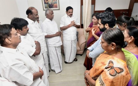 முன்னாள் அமைச்சரின் கணவர் மறைவு- அதிமுக பொதுச்செயலாளர் EPS நேரில் அஞ்சலி