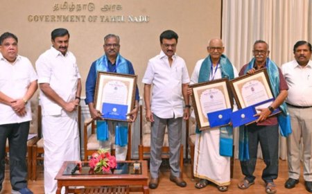 மூன்று தமிழறிஞர்களுக்கு இலக்கிய மாமணி விருது :   முதல்வர் மு.க.ஸ்டாலின் வழங்கினார்