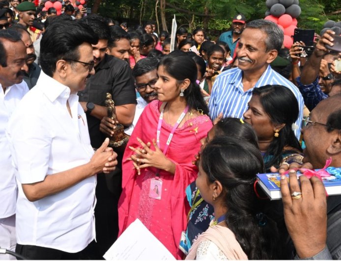 மகளிர் உரிமைத் தொகை திட்டத்தில் விடுபட்டவர்களுக்கு டிச.15 முதல் ரூ.1000 வழங்கப்படும் - முதல்வர் ஸ்டாலின்