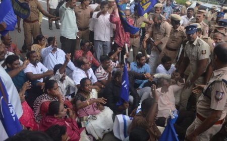 பழைய ஓய்வூதிய திட்டம் கோரி அரசு ஊழியர்கள் போராட்டம் : காவல்துறையினர் கைது செய்தனர்