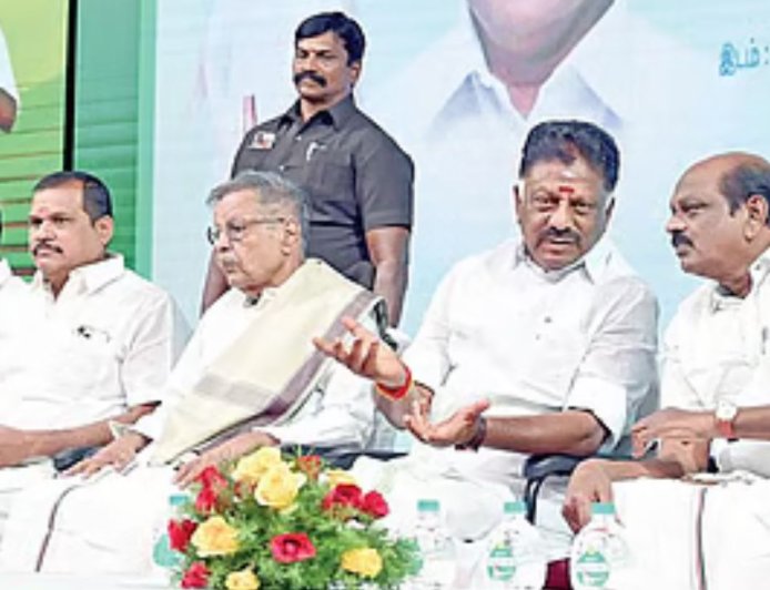 'உங்க சங்காத்தமே வேணாம்!:  டிச 24-ல் புதிய கூட்டணியை அறிவிக்கும்  ஓபிஎஸ்