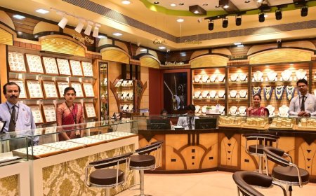 வார தொடக்கத்தில் அதிர்ச்சி: தங்கம், வெள்ளி விலை புதிய உச்சம்: சவரனுக்கு ரூ.1,760 உயர்வு 