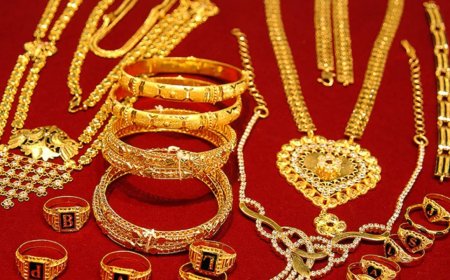 வார தொடக்க நாளே ஷாக் கொடுத்த தங்கம், வெள்ளி: சவரனுக்கு ரூ.2,200 உயர்வு