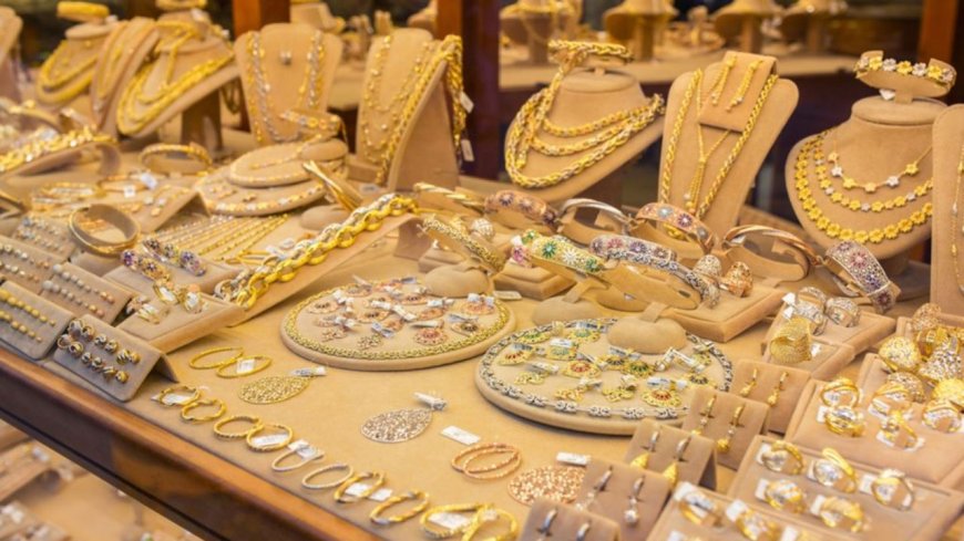 ஆட்டம் காட்டும் தங்கம்: சவரனுக்கு ரூ.480 குறைவு: வெள்ளியும் கிலோவுக்கு ரூ 4 ஆயிரம் குறைவு 