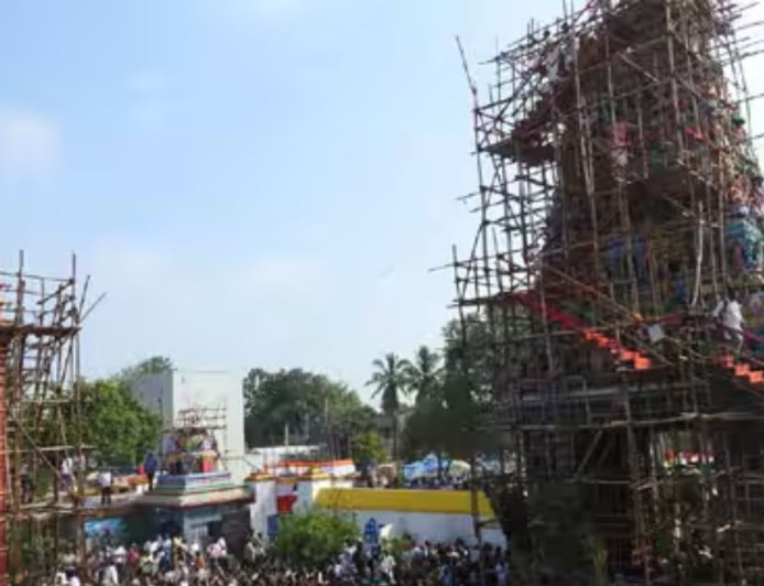 2000 ஆண்டு பழமை வாய்ந்த் பொன்னேரி பாலீஸ்வரர் கோயில் மஹா கும்பாபிஷேகம்: ஏராளமான பக்தர்கள் சாமி தரிசனம் 