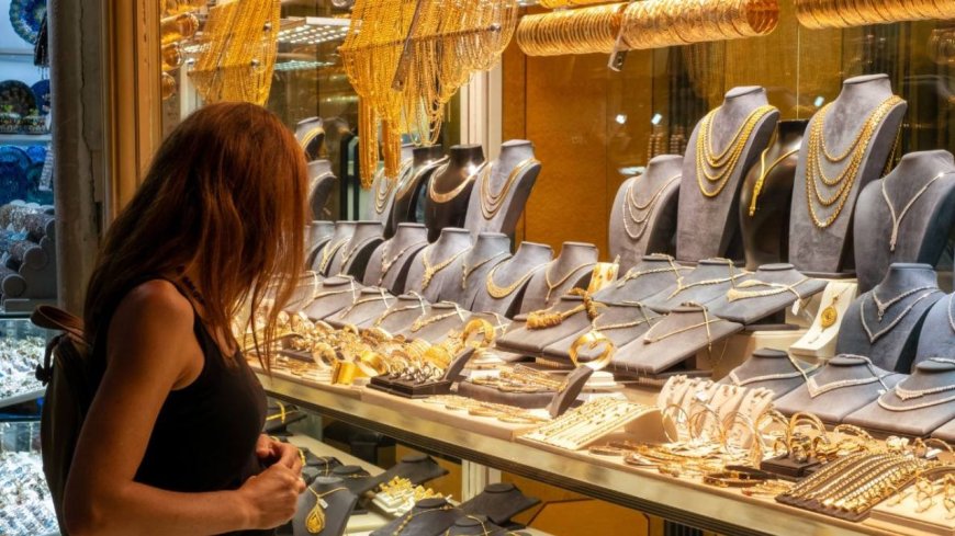 நகைப்பிரியர்கள் ஹாப்பி: தங்கம் விலை சரிவு: சவரனுக்கு ரூ.1,520 குறைவு