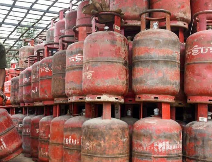 சிலிண்டர் தட்டுப்பாடு மத்திய அரசு செயல்பாடு எப்படி ?