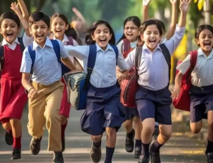 ஏப்ரல் 18- முதல் விடுமுறை,  ஜூன் 4-ல் பள்ளிகள் திறப்பு : பள்ளிக்கல்வித்துறை திட்டம் 