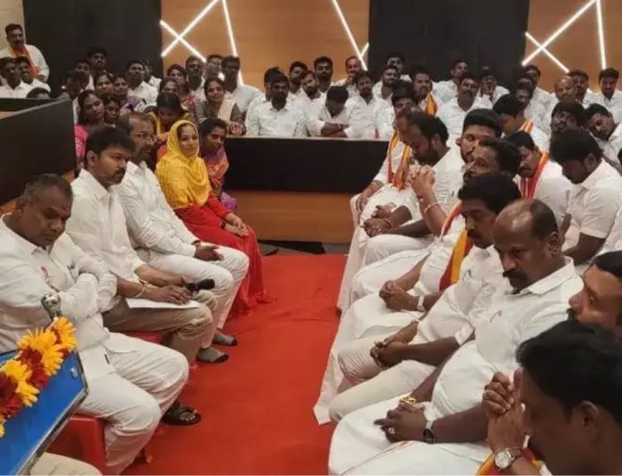நாளை வேட்பாளர் அறிமுக கூட்டம்  : பெரம்பூரில் 30-ம் தேதி தவெக தலைவர் விஜய்  வேட்புமனுதாக்கல்