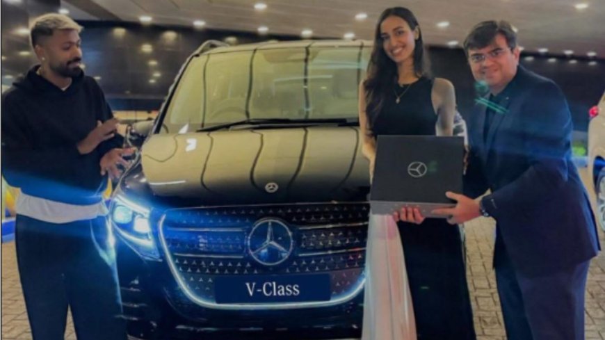 காதலிக்கு மெர்சிடிஸ் பரிசு அளித்த பிரபல இந்திய கிரிக்கெட் வீரர்