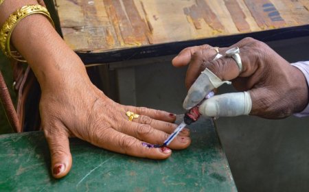 தலையங்கம்: வரிப் பணமும் 'வள்ளல்'களும்!