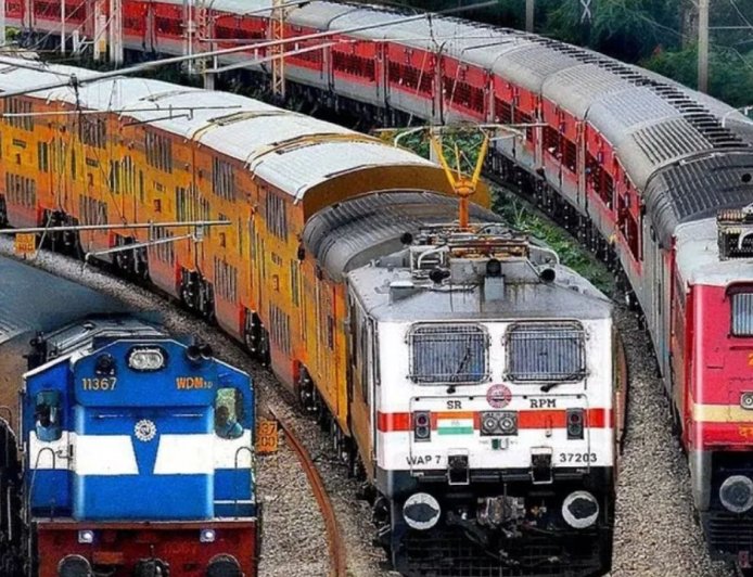 நாடு முழுவதும் 18,262 கோடைக்கால சிறப்பு ரயில்கள்: ரயில்வே அமைச்சகம் அறிவிப்பு 