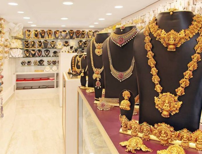 தங்கத்தின் விலை சற்று உயர்வு: வெள்ளி விலை மாற்றமில்லை