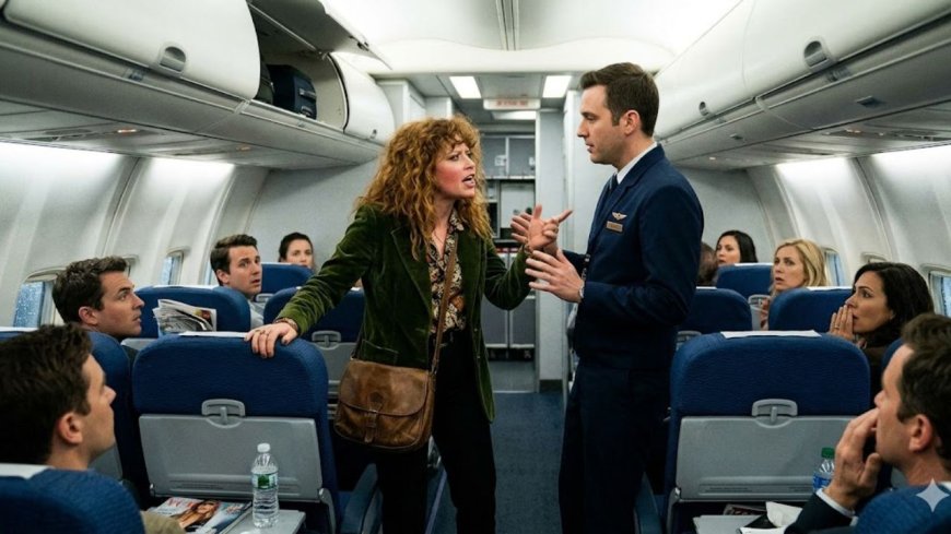 விமானத்தில் போதையில் ரகளை செய்த பிரபல நடிகை: எச்சரித்து அனுப்பிய போலீசார் 