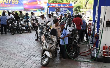 பெட்ரோல் ரூ 25, டீசல் ரூ.20 விலை உயருகிறது? எண்ணெய் நிறுவனங்கள் சூசக தகவல்